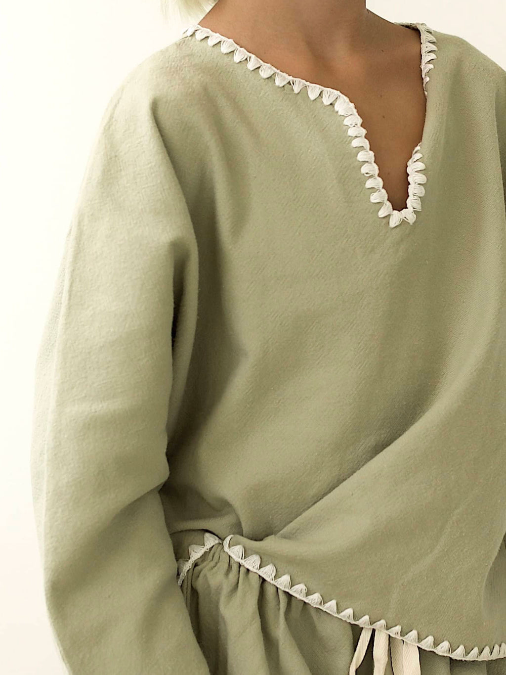 DELANO TOP | DRIED HERB WITH UNDYED STITCH